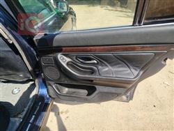 بي ام دبليو الفئة 7